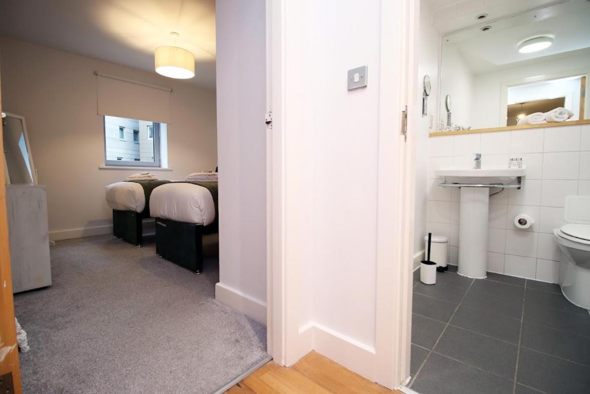 Hamilton Court 1Bedroom Apartment, Bright And Central Location With Balcony And Wi-Fi Bristol Exterior photo