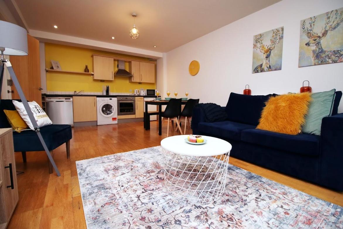 Hamilton Court 1Bedroom Apartment, Bright And Central Location With Balcony And Wi-Fi Bristol Exterior photo