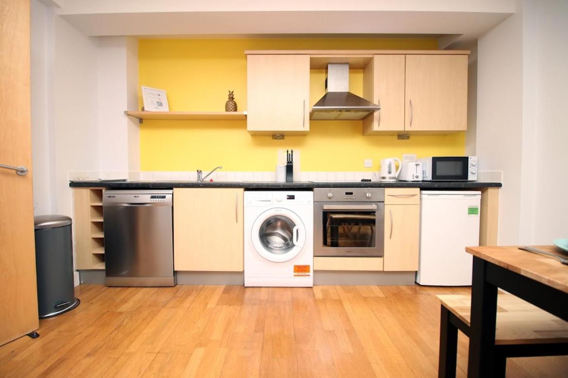 Hamilton Court 1Bedroom Apartment, Bright And Central Location With Balcony And Wi-Fi Bristol Exterior photo