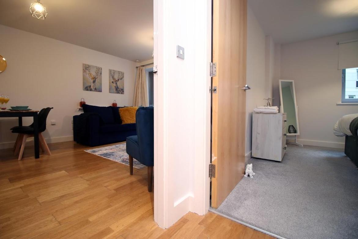 Hamilton Court 1Bedroom Apartment, Bright And Central Location With Balcony And Wi-Fi Bristol Exterior photo
